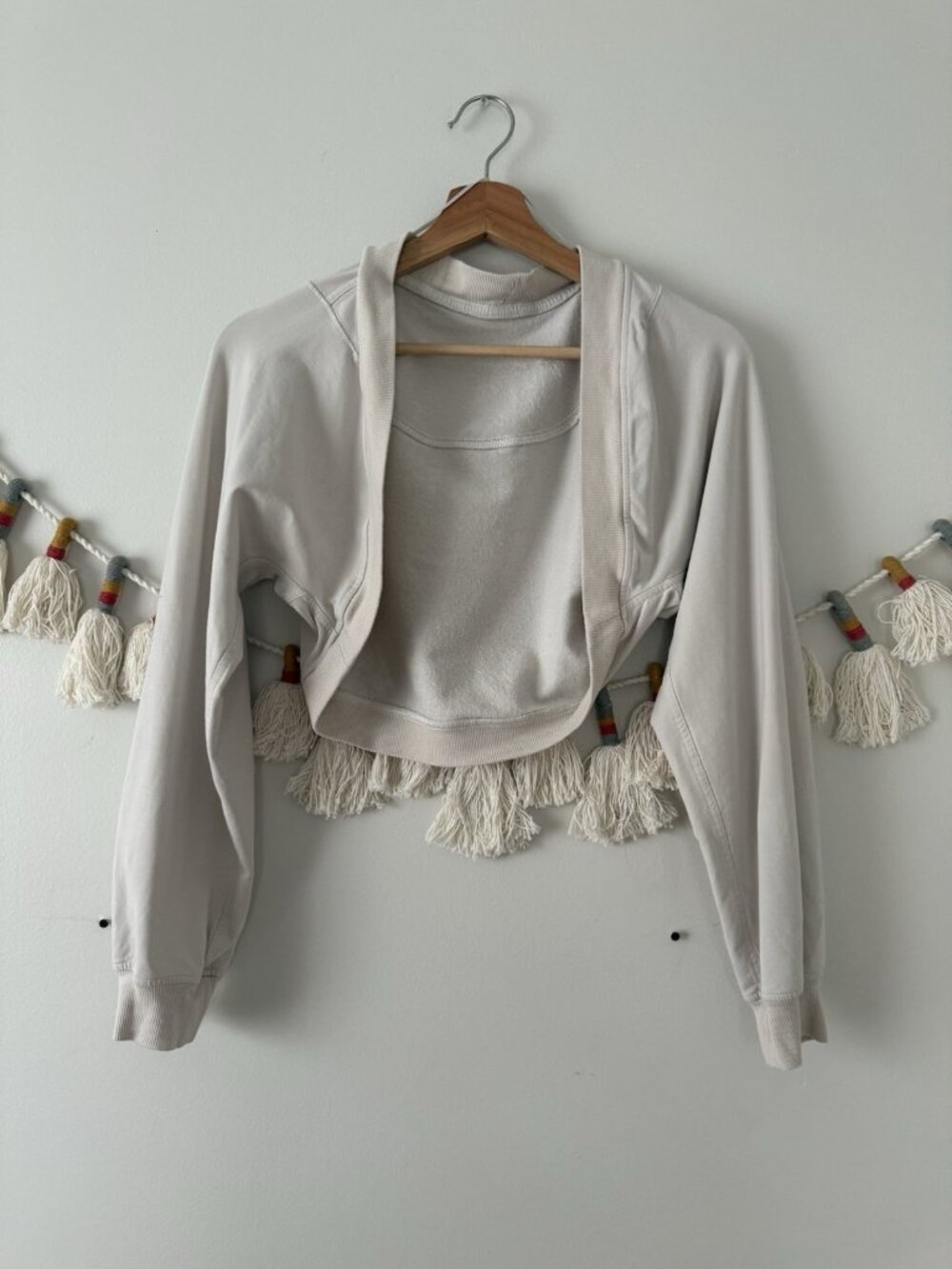 Lululemon French Terry Long Sleeve Shrug In Bone Layering Yoga Pilates Dance XS